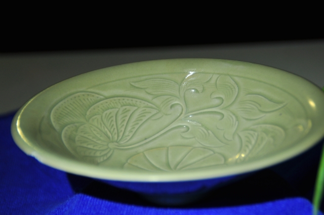 耀州窑刻花斗笠盏,耀州窑斗笠盏剔花和刻花的区别