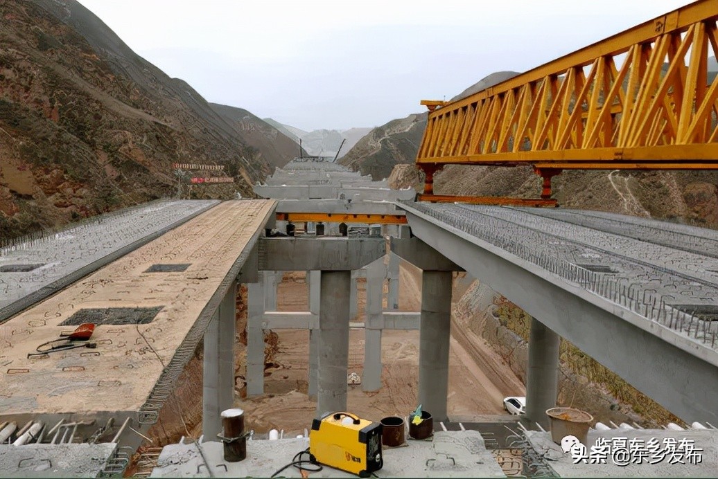 中铁二十一局三公司：奋战东乡路酿浓东乡情——中铁二十一局三公司安临公路AL1合同段项目经理部施工纪实