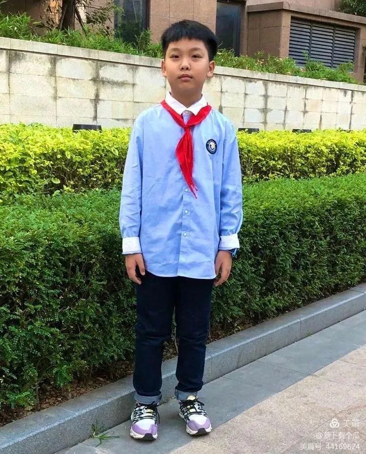 第十七周升旗仪式主持词,第七周升国旗仪式