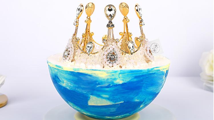 高颜值生日蛋糕2023新款,高颜值的生日蛋糕推荐