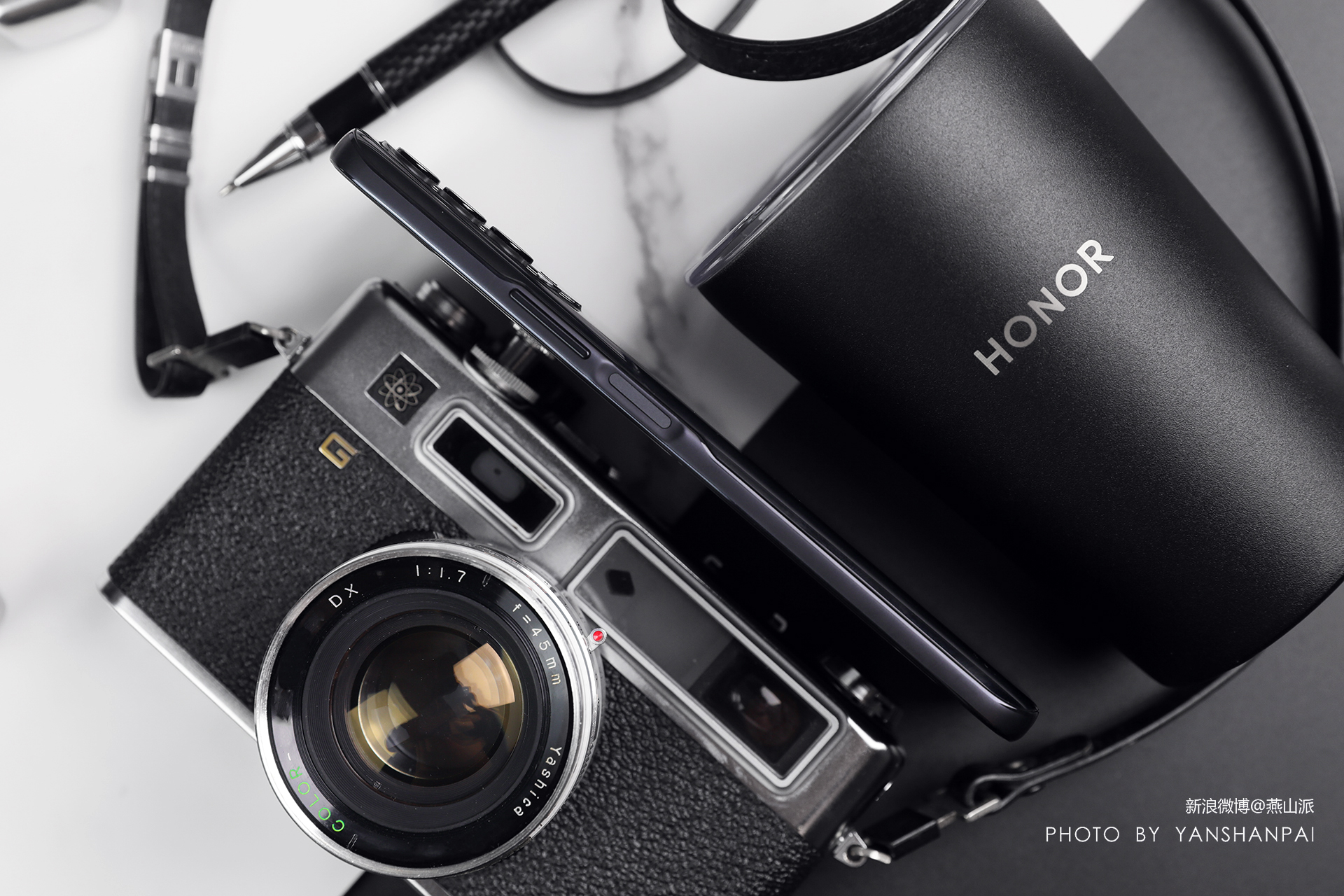 光荣2000元以下的曲面屏,2000元以下屏占比高的手机