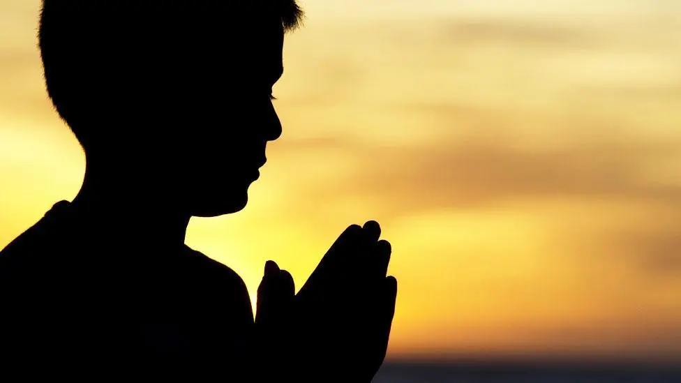 新冠破译两组密码——新冠肺炎暴露中西人格差异