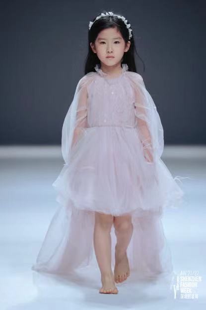 巴洛克风格的童装,童装巴洛克风格