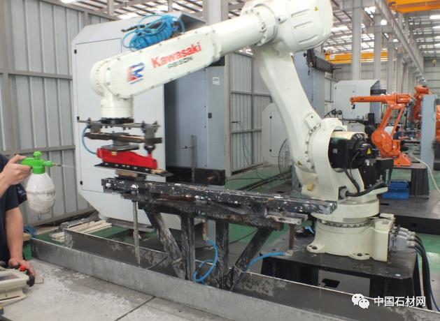 机器人用在石材行业,智能化石材发展趋势