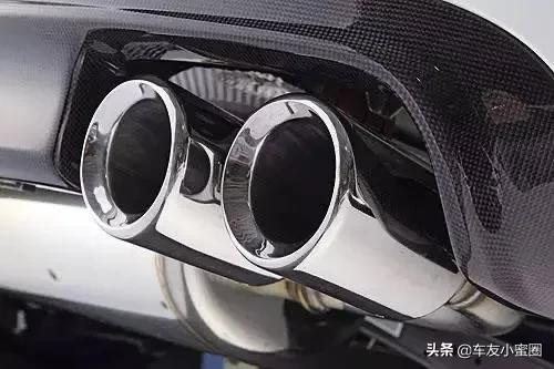 汽车排气管清洗的正确方法,用水枪清洗排气管积碳有用吗