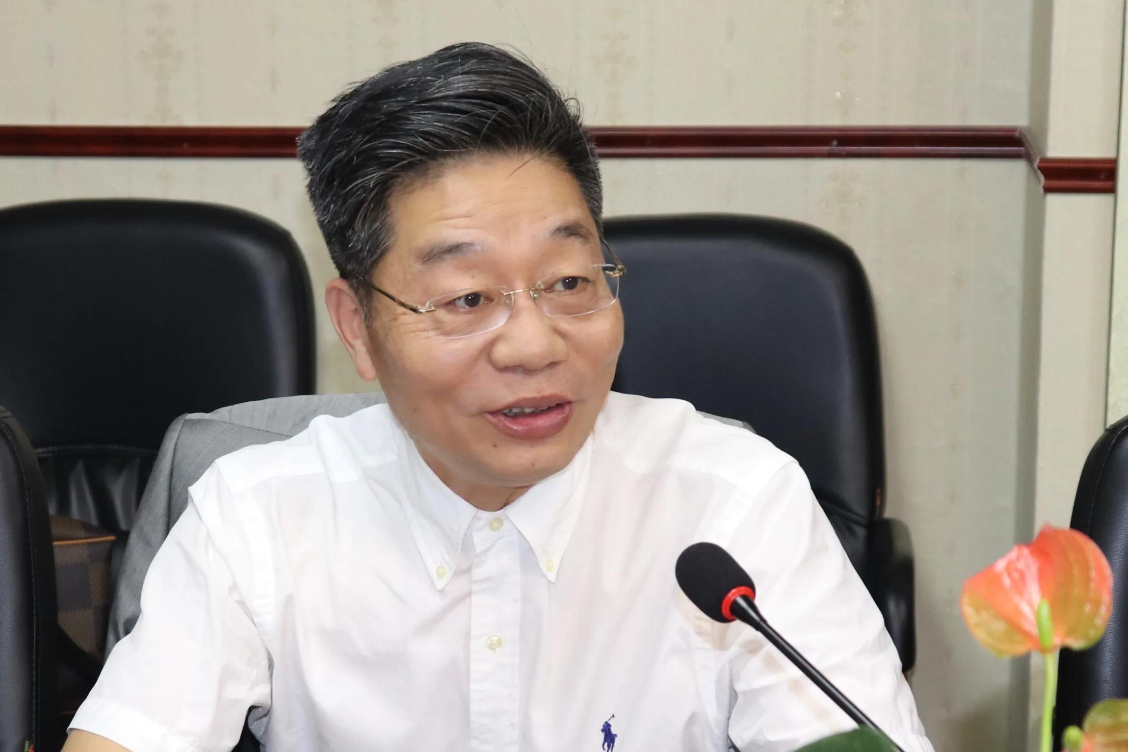 金秋八月丹桂飘香收获满满,金秋硕果满枝头丹桂飘香