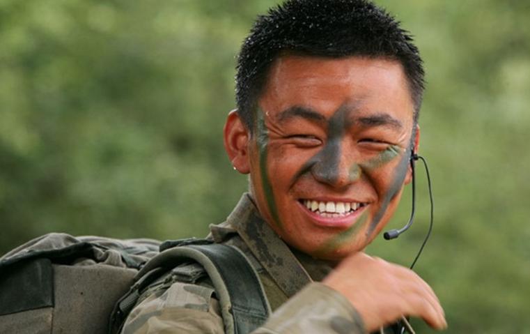 王宝强是怎么被选上许三多的,王宝强许三多考脑力