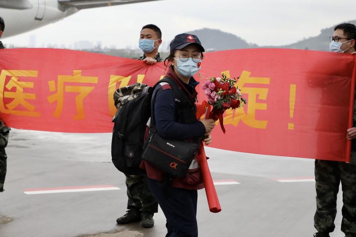白衣执甲，英雄凯旋！第三批返浙医疗队439人胜利归来