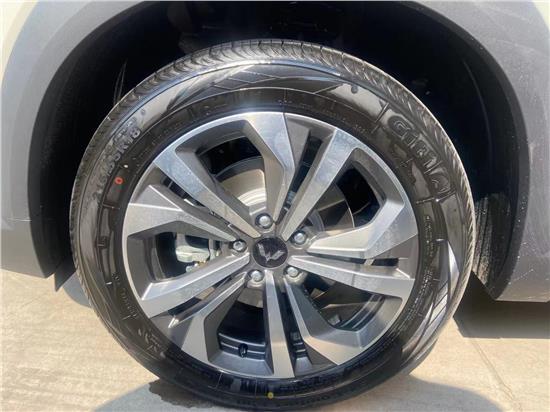 五菱星辰新车几月上市,五菱星辰手动挡试驾视频