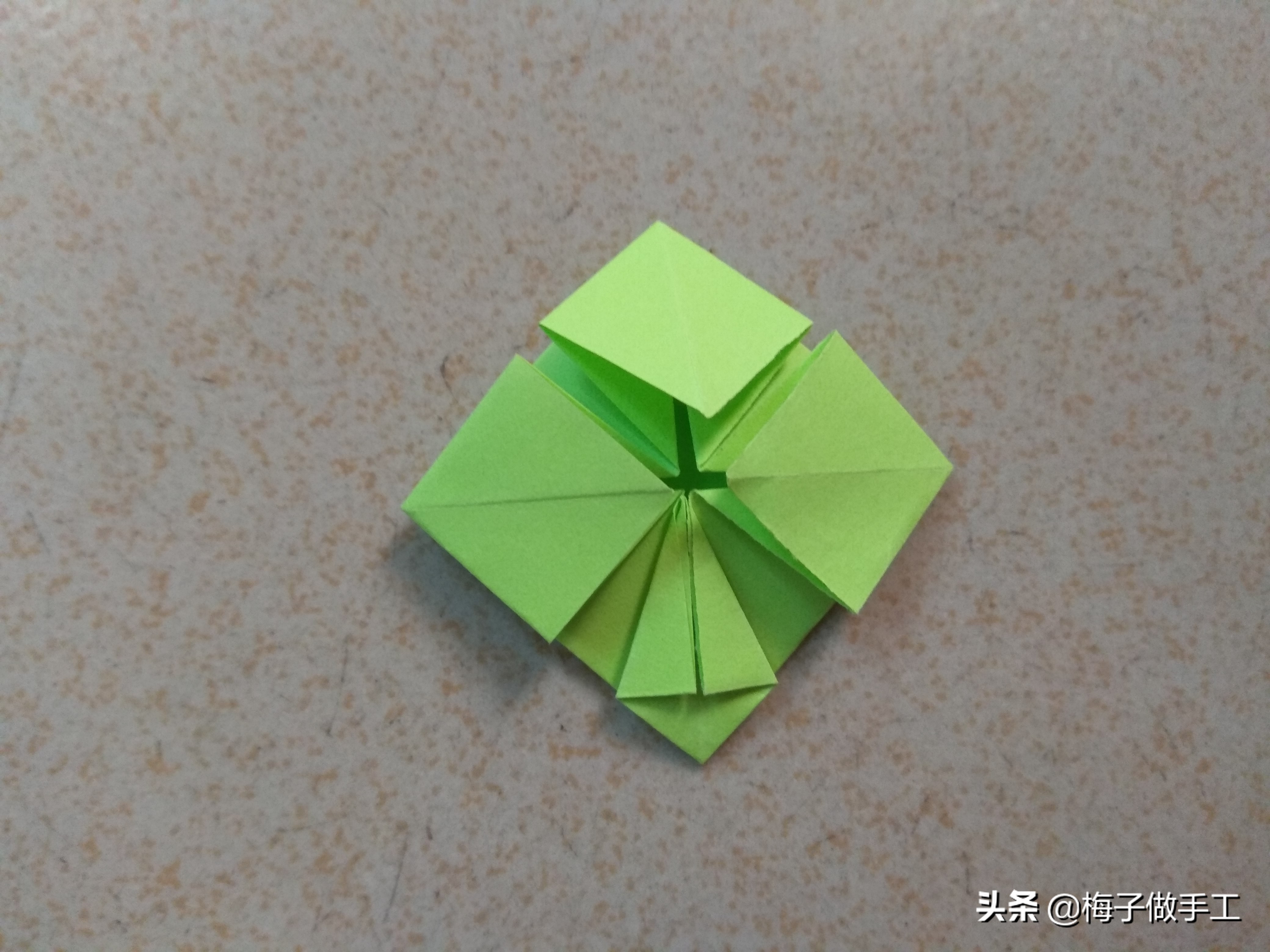 折纸简单又漂亮的过年小灯笼,简单折纸灯笼中秋节两三步完成