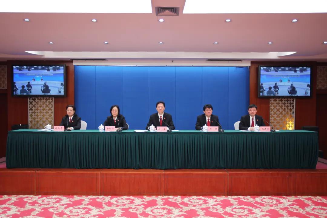 最高人民法院司法政策与指导案例,最高人民法院关于完善统一法律