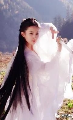 赵丽颖新戏再现抠图风波,你和我的倾城时光赵丽颖抠图