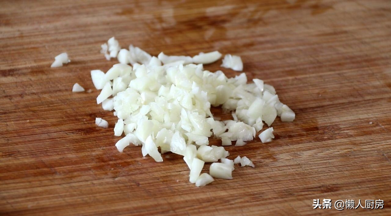 烧鱼籽鱼泡要焯水吗,甲鱼籽家常做法