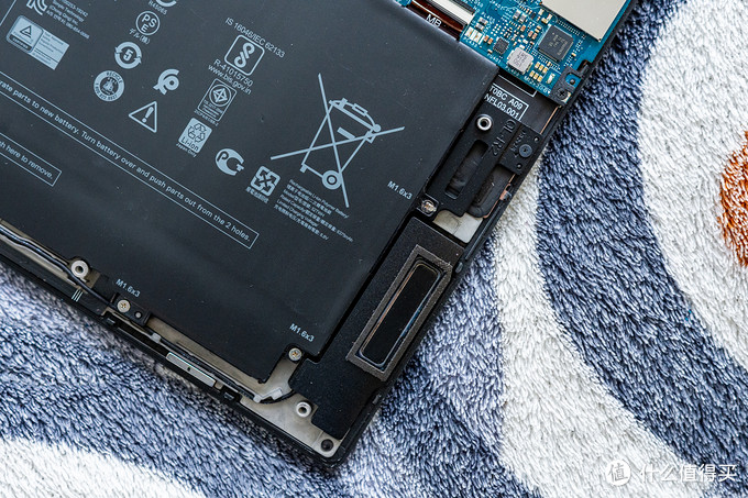 戴尔xps13-9310屏幕尺寸,dellxps13-7390没有人脸识别吗