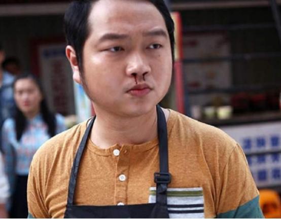 还记得功夫中的酱爆吗,还记得电影功夫前期的经典片段吗