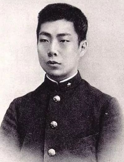 鲁迅先生比日本藤野先生更出名,鲁迅先生的老师藤野先生简介