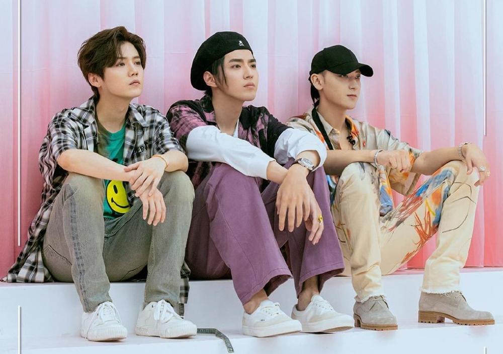 鹿晗黄子韬张艺兴现在还有联系吗,鹿晗张艺兴黄子韬关系现在怎么样