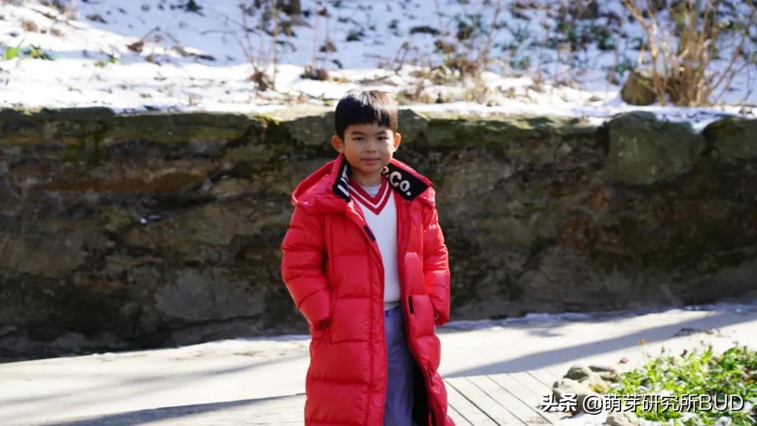 三岁小孩学钢琴从哪里开始培养,6岁孩子适合学钢琴还是学习画画