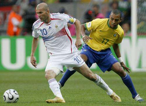 足球十大巨星悲情谢幕,30大巨星