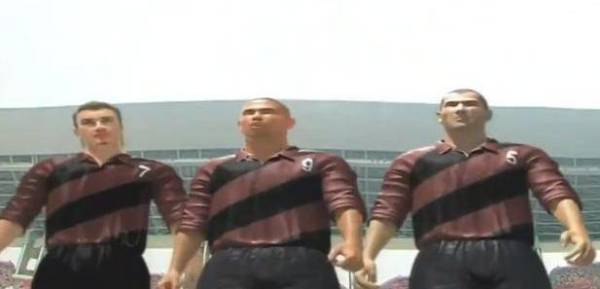 周星驰为什么要拍少林足球,周星驰跟张卫健少林足球