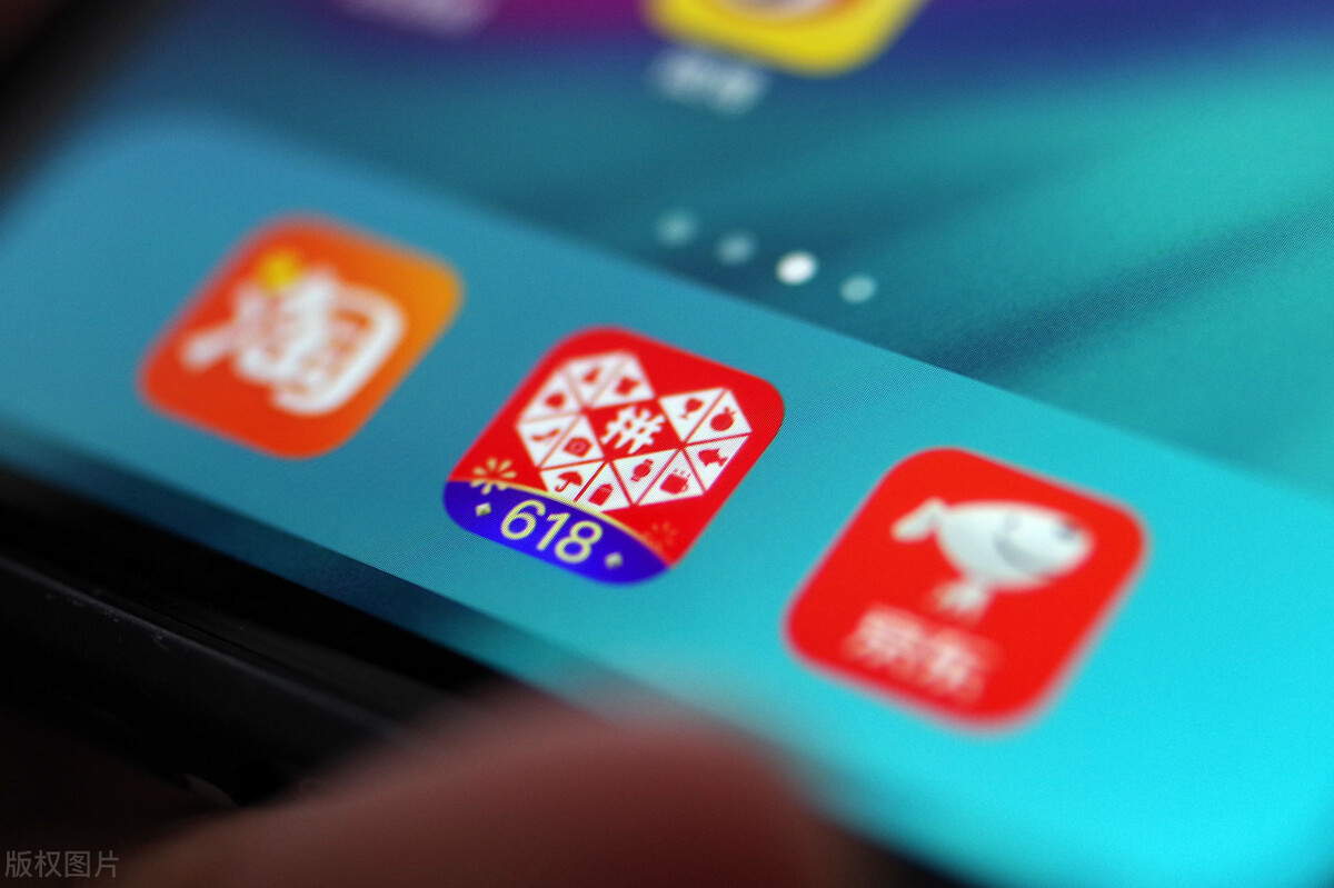 拼多多衣服货源在哪里拿货,新手做拼多多找货源还是一件代发