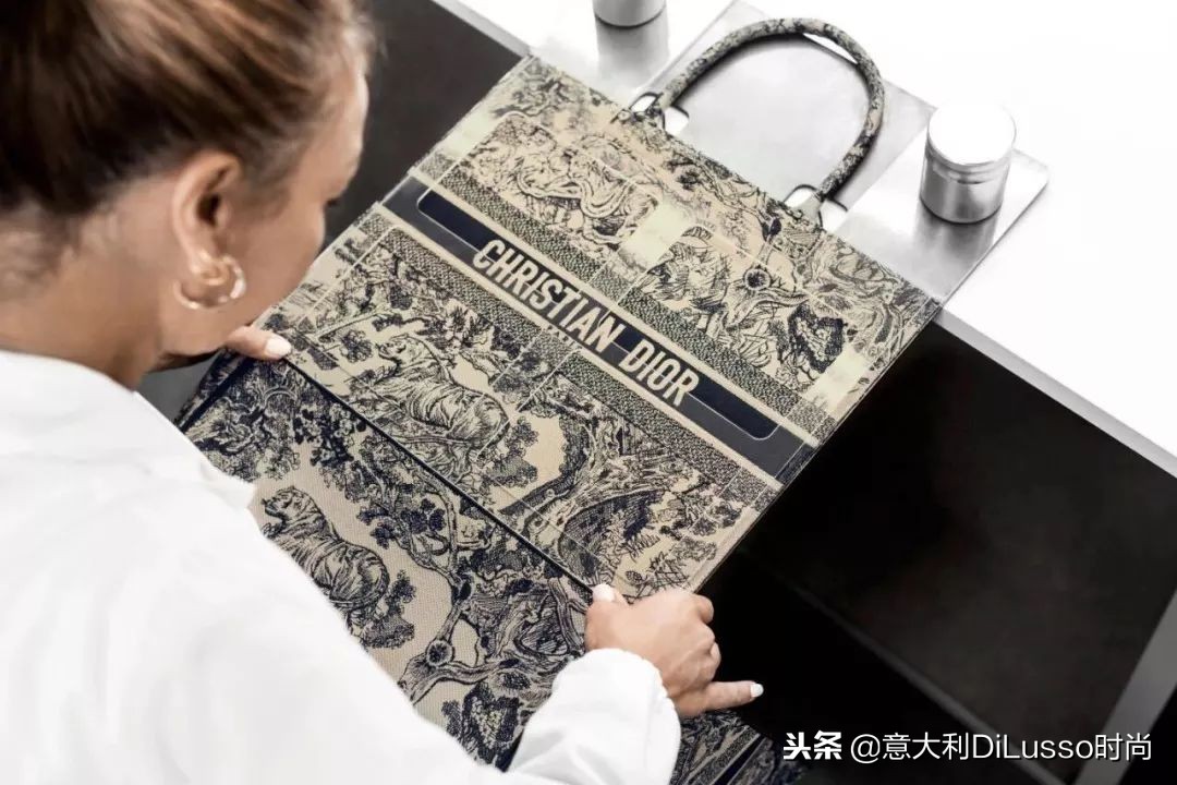 dior快闪店服装,dior女装快闪店