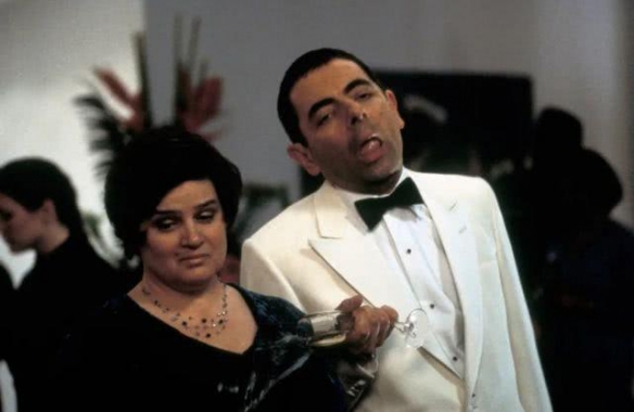 豆瓣上8分的喜剧片有哪些,近五年豆瓣评分高的华语喜剧片