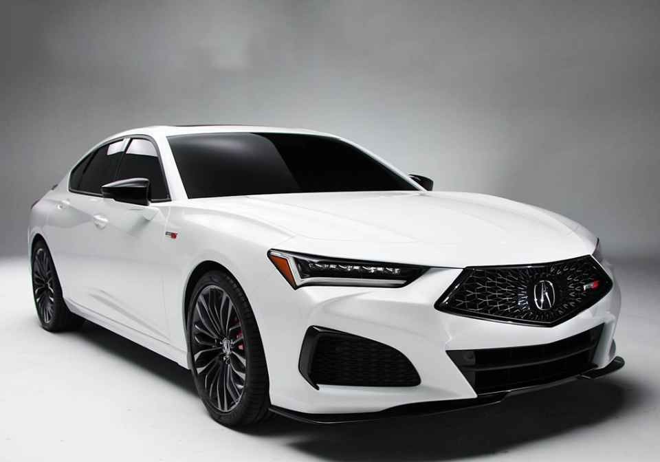 宝马3系“当心”，进口大号“雅阁”亮相，3.0T+10AT