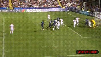 遭全世界豪门哄抢，世界足坛T1级别潜力中卫——乌帕梅卡诺