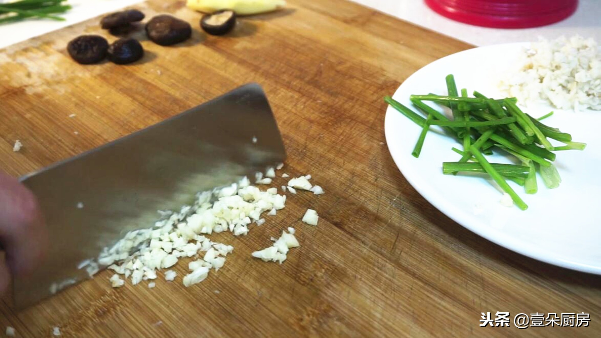 电饭煲可乐烧排骨的做法,电饭煲焖烧排骨正宗做法