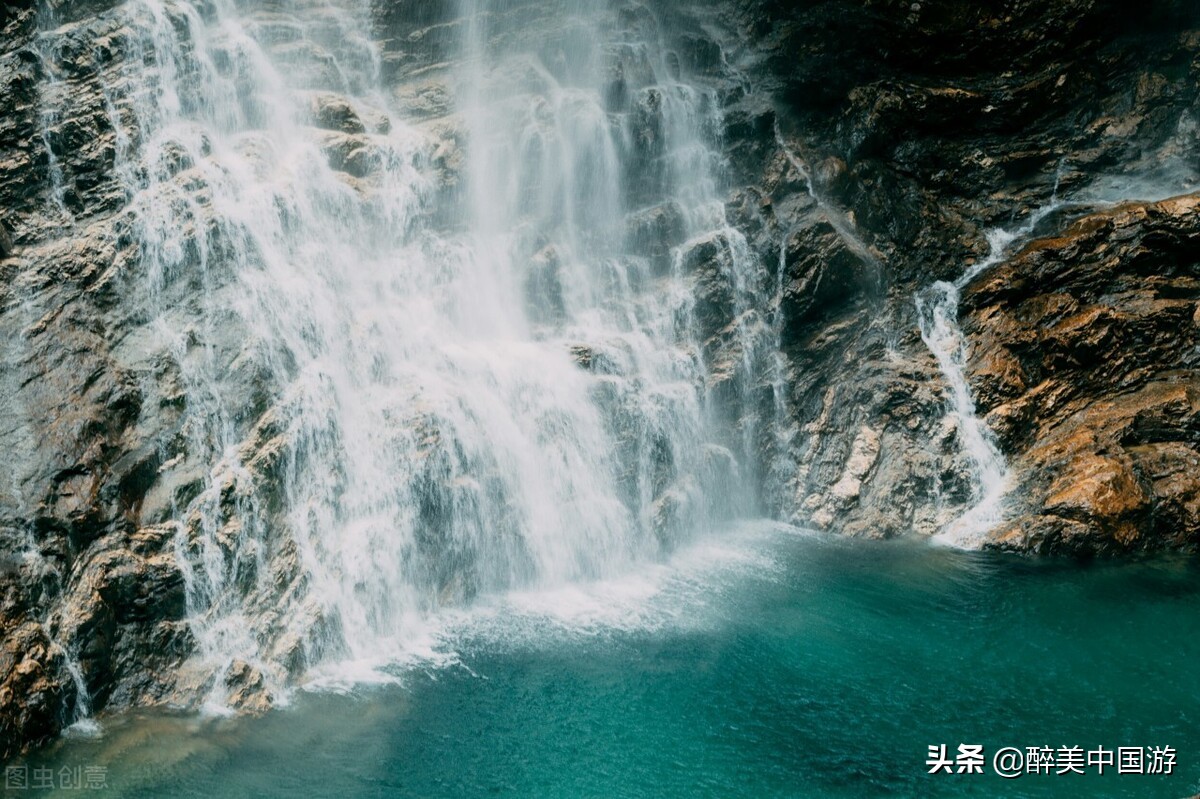 中国4大瀑布，个个雄伟壮观，气吞山河，每一处都会震撼你的心灵