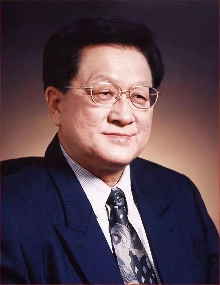 他曾靠一包咸菜侦破*门惨灭**案，*加爵马**、周克华都因他落网