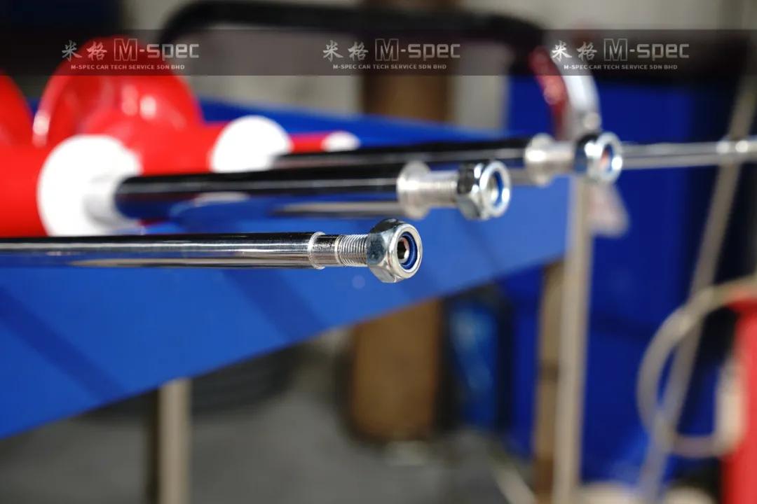 大众迈腾换完避震前后对比效果,迈腾改koni变色龙避震使用感受