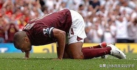 天下足球2022年度十大感人瞬间,天下足球十年逝年里的bgm