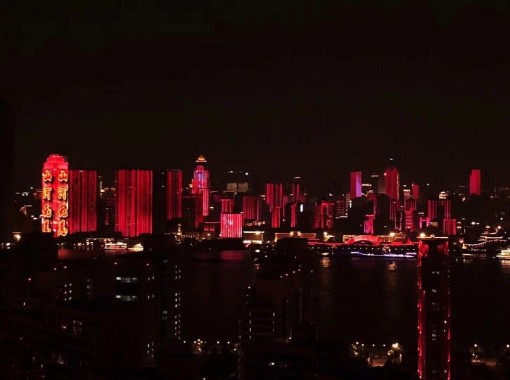 武汉市足球队队员照片,武汉足球俱乐部队徽