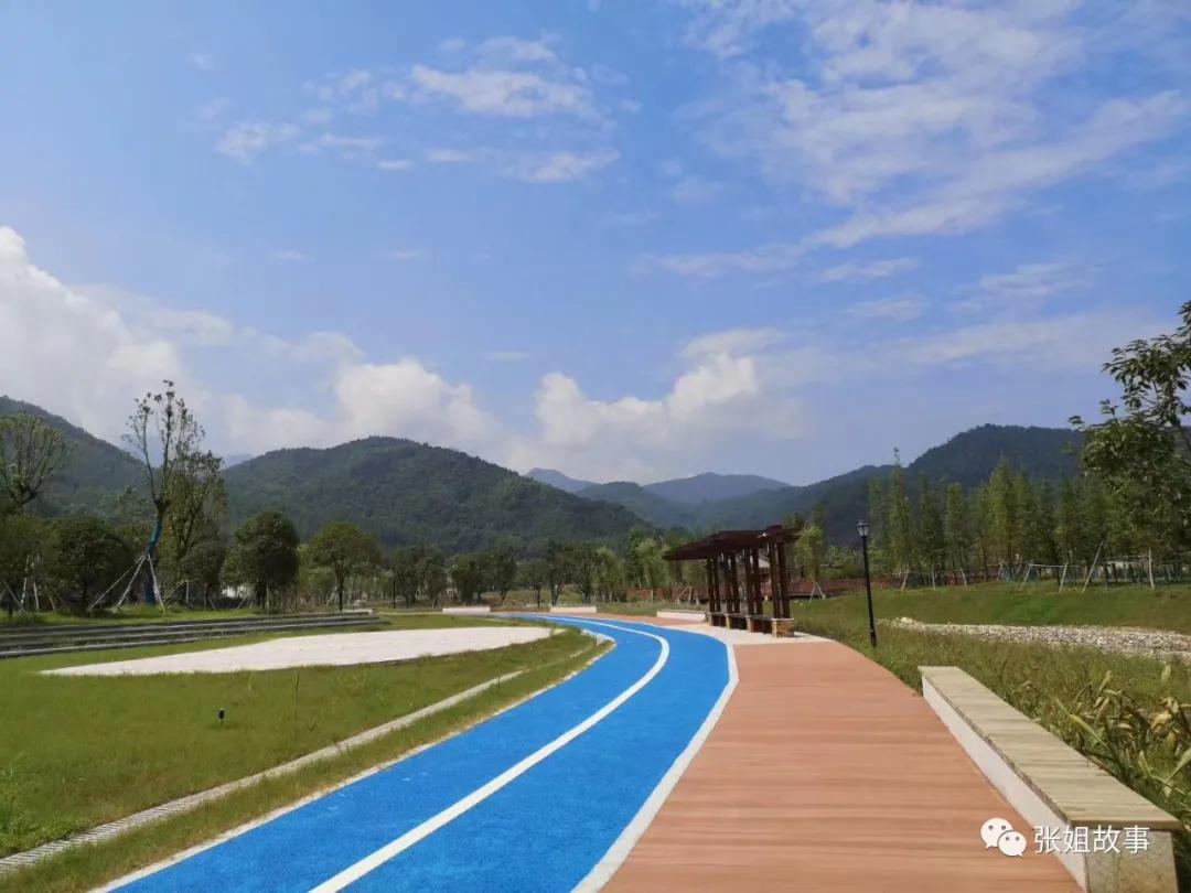 带你走进神奇的九寨,温汤镇最佳旅游时间