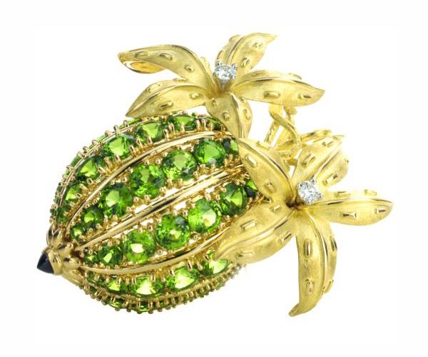 地上捡橄榄石，山上挖“战国红”，走，这个国庆节到河北寻宝去