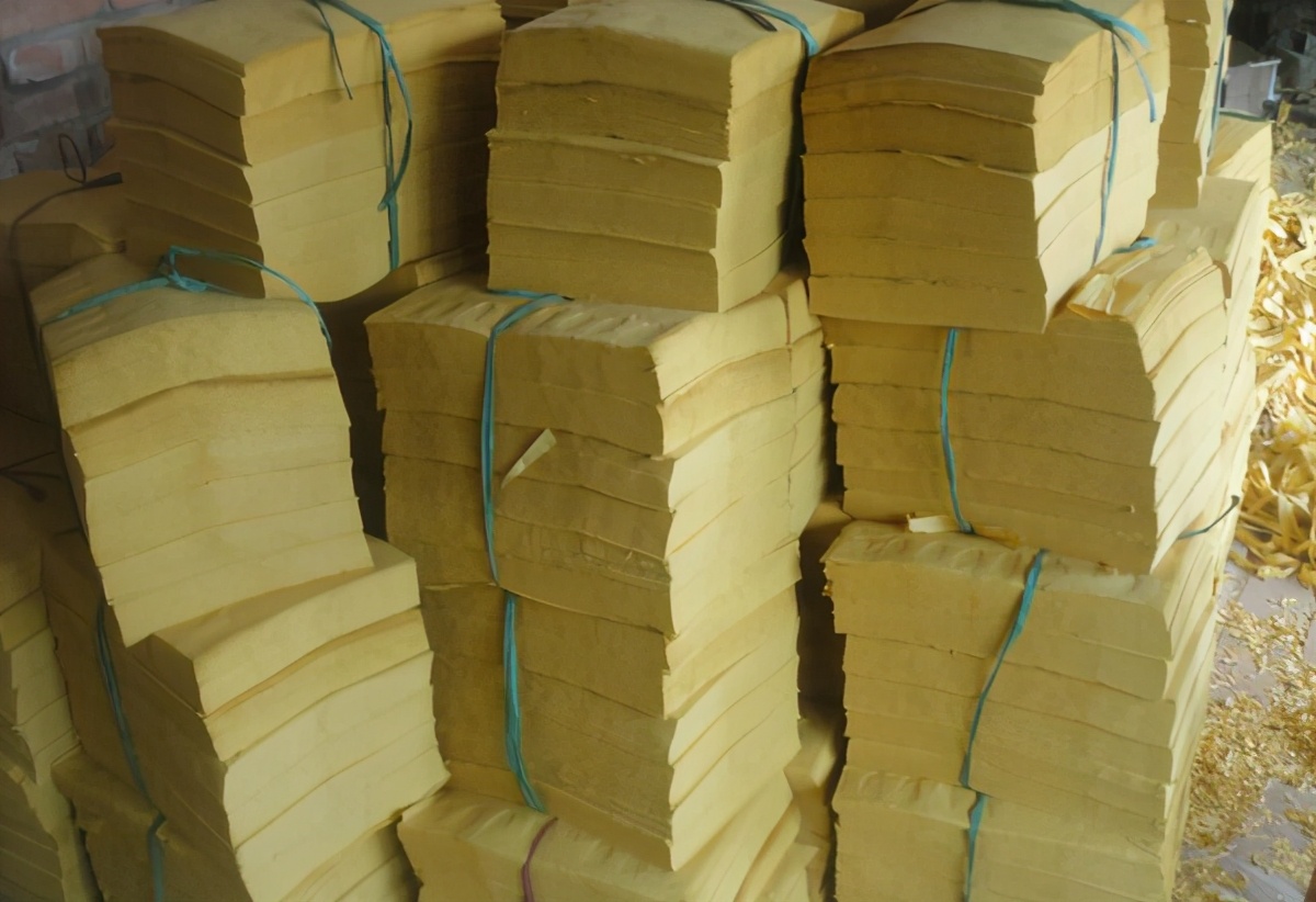 罗中玺：都柳江神秘之旅（二）议寨，冥钱工厂，金碗的传说