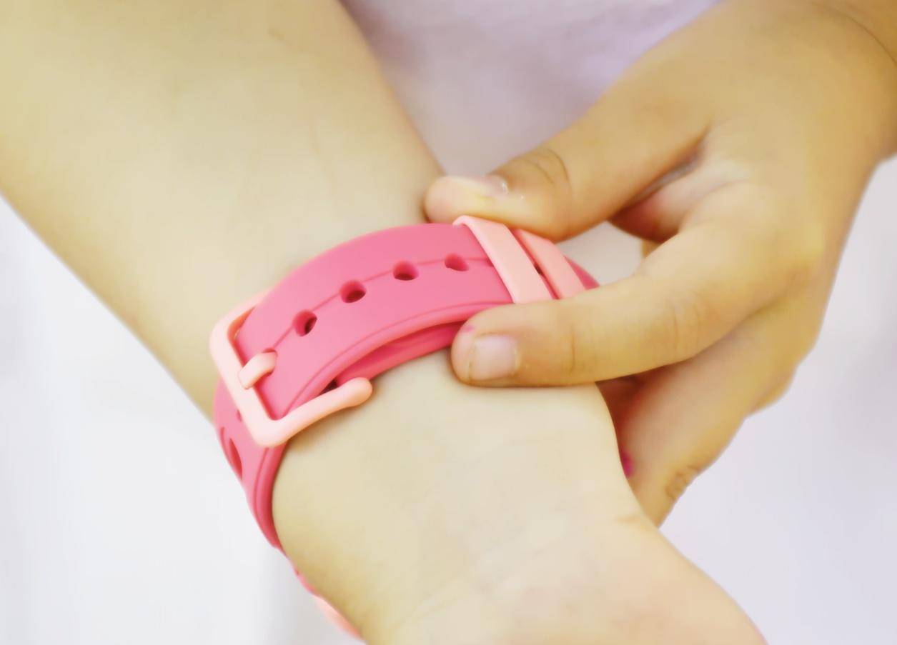 糖猫电话手表价位不同区别在哪里,糖猫儿童手表隐藏功能