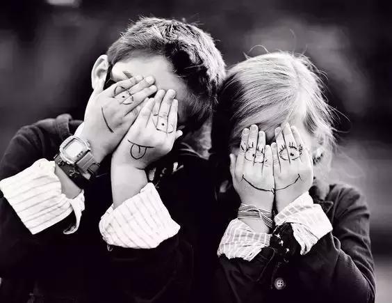 世界微笑日美好生活藏在眼角眉梢,世界微笑日送你最美微笑