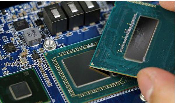 小白买电脑选水冷靠谱吗,小白买电脑应该选一线还是二线