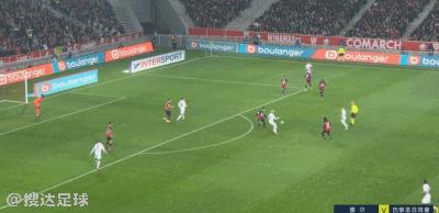 内马尔进球哭的庆祝动作,内马尔把进球献给科比