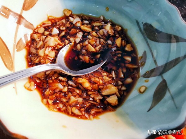 如何做出更美味的土豆香菇鸡,黄焖鸡加土豆香菇最下饭菜