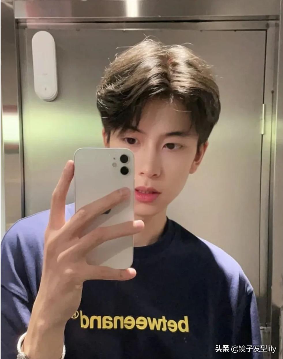 不过时的男士背头发型,男士一定要尝试的发型韩式背头