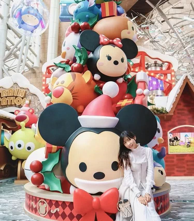 去香港看圣诞树攻略,香港中港城的圣诞树