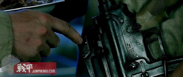 美国黑鹰战机坠落视频,黑鹰坠落最震撼视频