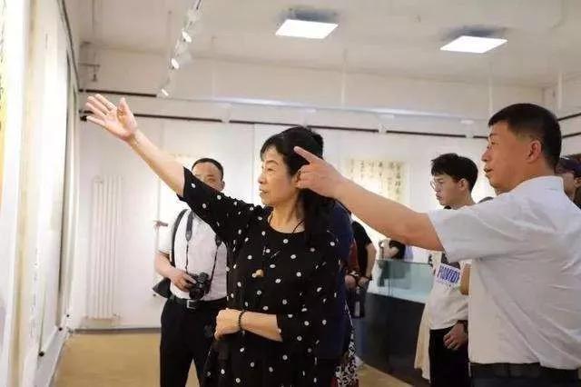 书法创作太难了尤其是单个字,写书法能不能完全用现代简化字