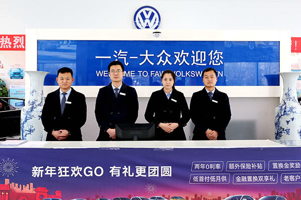 初中毕业升大专学什么专业好,我女儿初中毕业读什么专业好