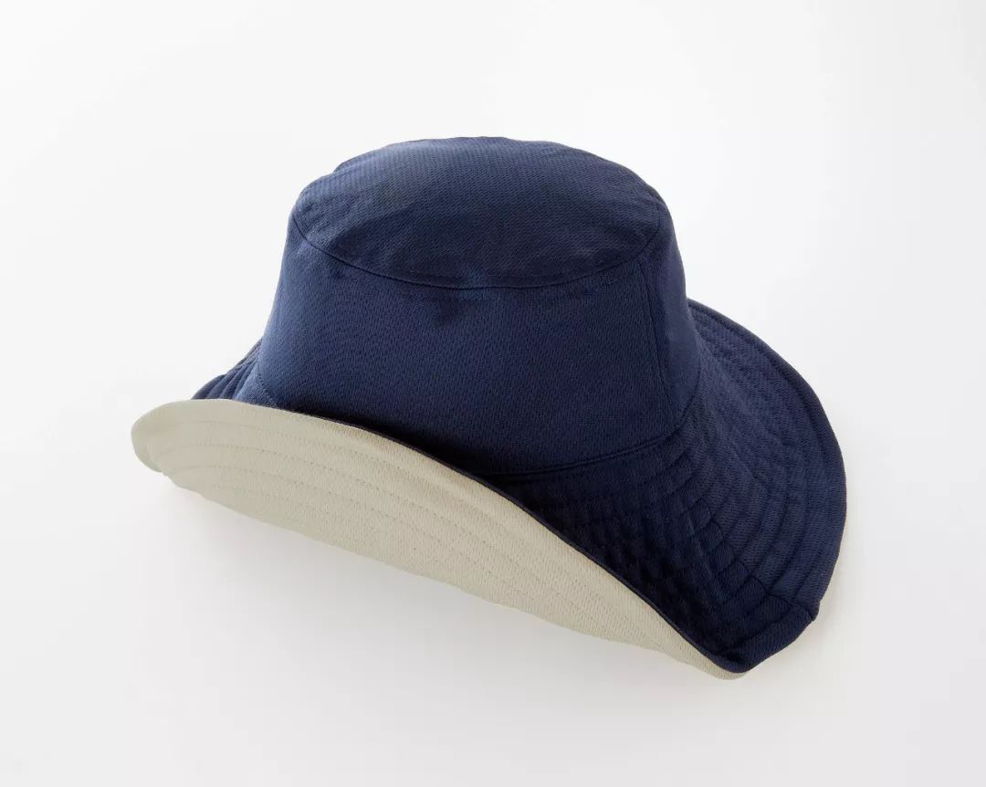 防晒渔夫帽到底多好用？遮挡99的紫外线，难怪大S上节目都要戴