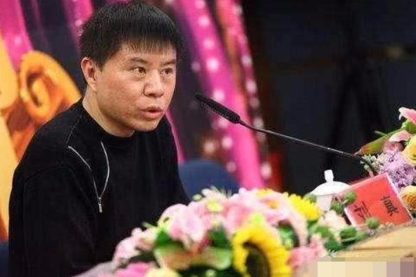 2019春晚八版猪八戒集体大拜年,今年猪八戒春晚